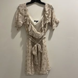 Lulu’s floral dress. Large